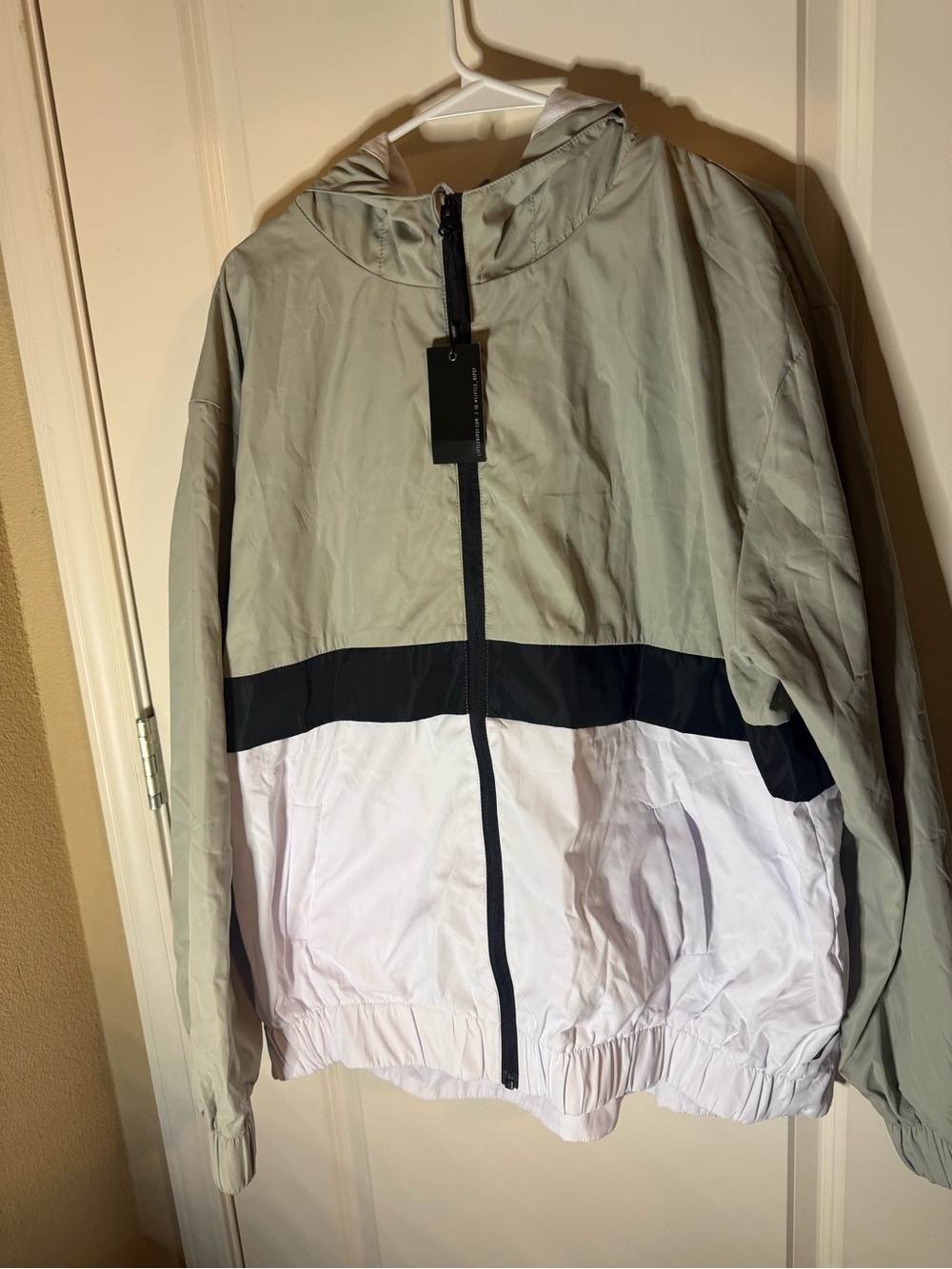 Little Bipsy Color Block Hooded Windbreaker Jacket XXL NWT Sage Green White